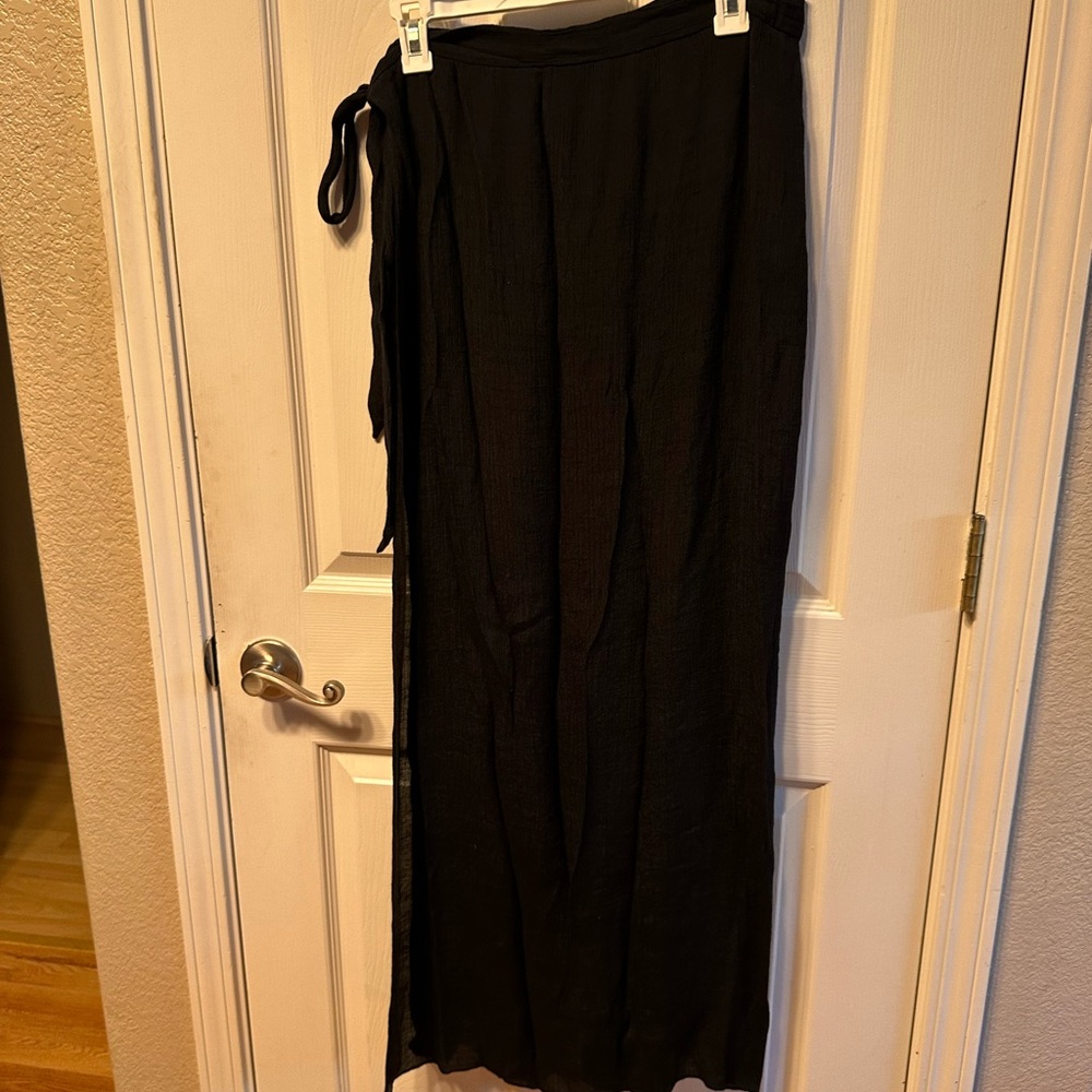 Elegant Black Women's Skirt
